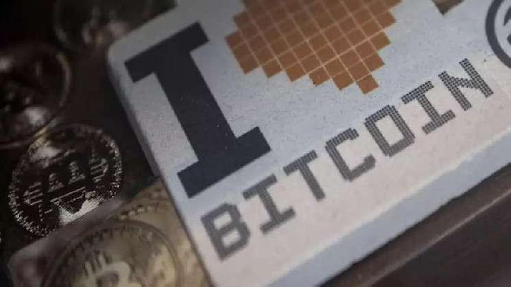 IntoTheBlock: За сутки с криптовалютных бирж выведены биткоины на $750 млн